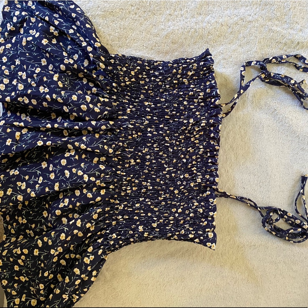🤍Floral Flared CropTop